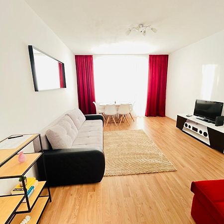 Magnifique Appartment Linz Luaran gambar