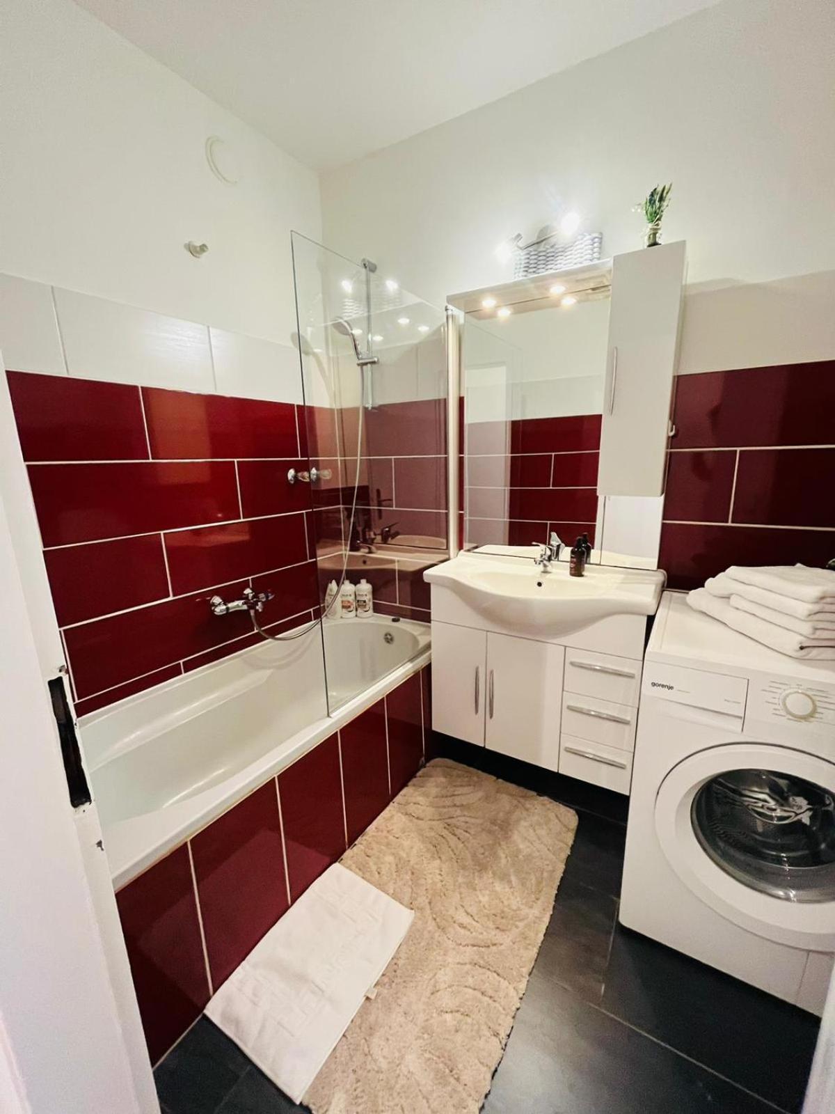 Magnifique Appartment Linz Luaran gambar