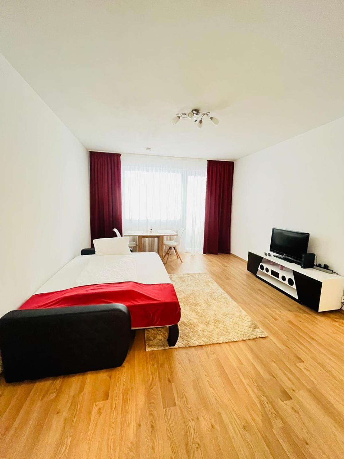 Magnifique Appartment Linz Luaran gambar